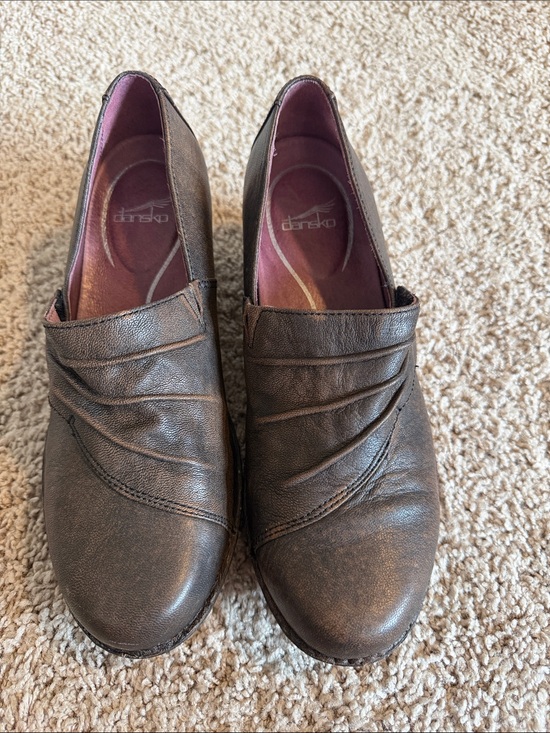 Dansko Shoes - Dansko Aimee Brown Leather Wedge Slip On Ruched Comfort Clogs Size 39